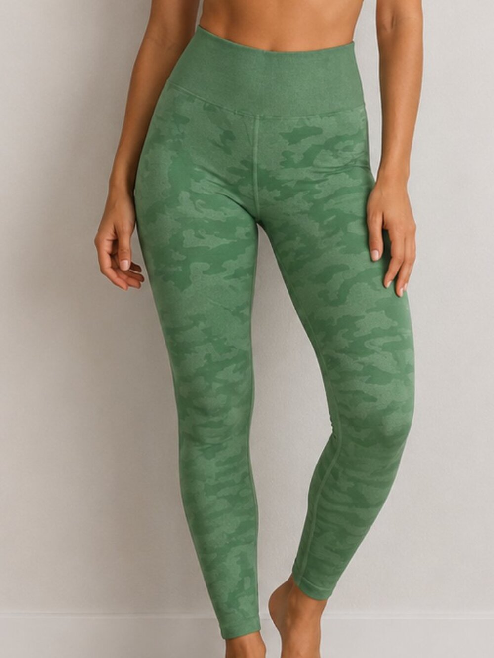 Leggings M Green Camo High Waist Ruched Butt Seamless Support Compression Pants